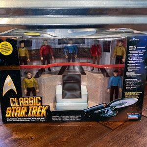 Classic Star Trek collector figure set.